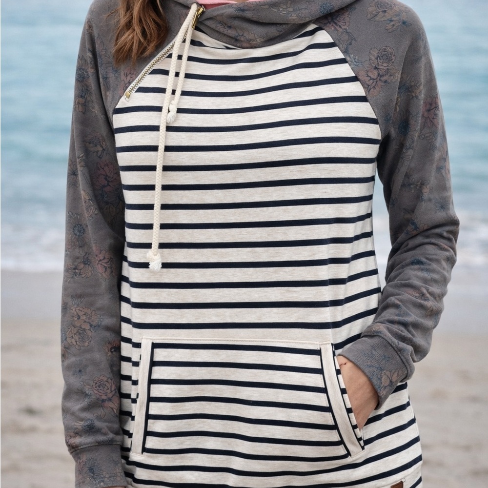 AMPERSAND AVE  Striped Double Hooded Pullover L
